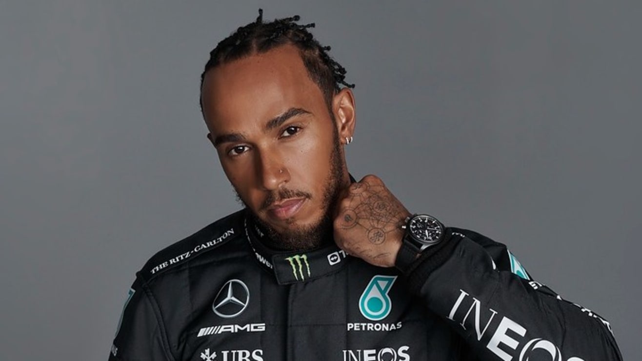 Acap Rewel, Kelakuan Lewis Hamilton Seperti Anak Manja