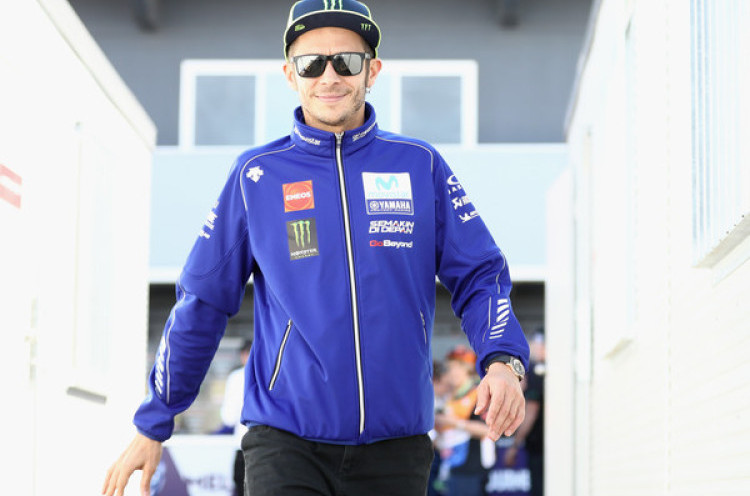 Tak Ingin Pikirkan MotoGP, Valentino Rossi Fokus Bantu Italia