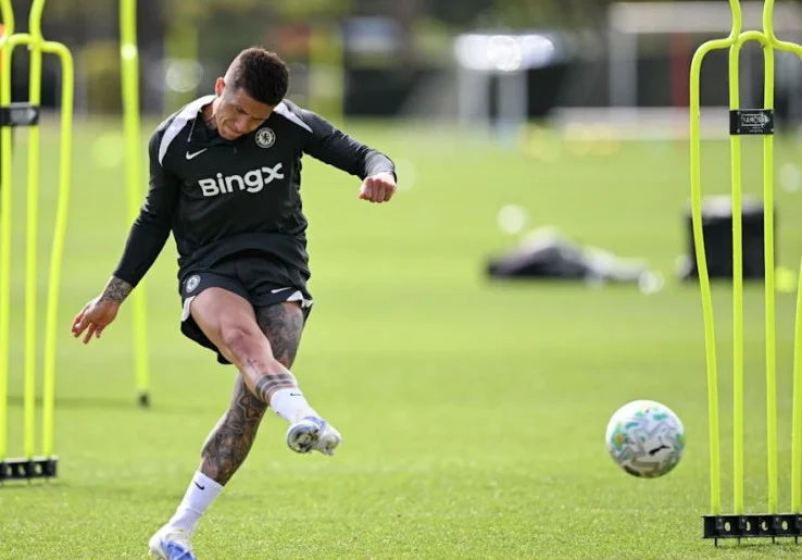 Enzo Fernandez Kembali, Chelsea Ingin Bangkit saat Melawan Manchester United