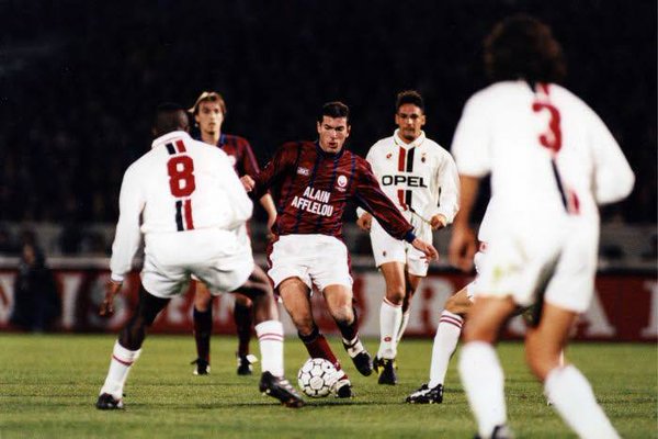 Zinedine Zidane dan 8 Pemain Bintang yang Bikin Klub Premier League Menyesal