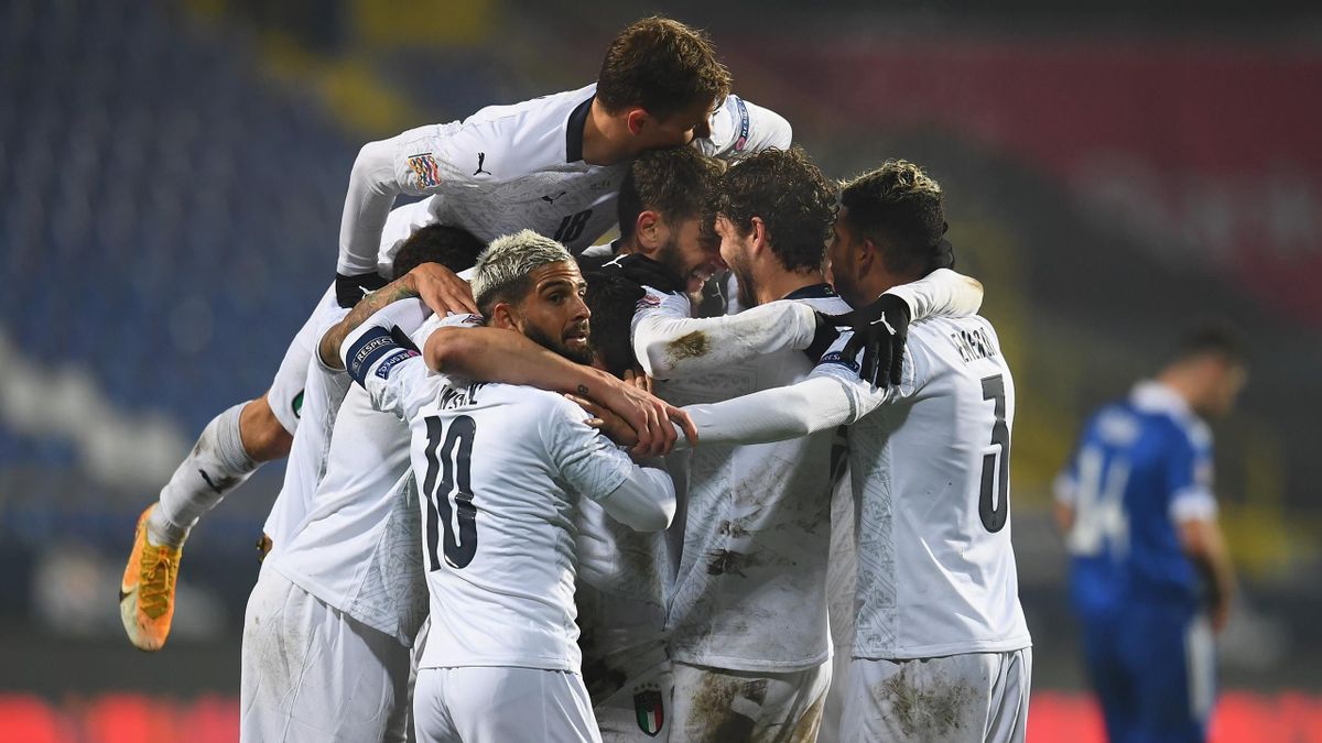 Hadiah Spesial untuk Roberto Mancini dari Gli Azzurri