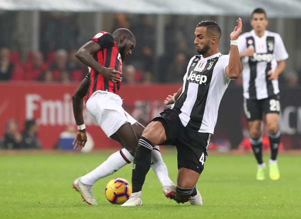 Medhi Benatia Dekat Pintu Keluar, Berikut Daftar Bek yang Diincar Juventus