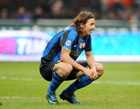 Marco Materazzi Sebut Zlatan Ibrahimovic Selangkah Lagi Jadi Dewa Sepak Bola