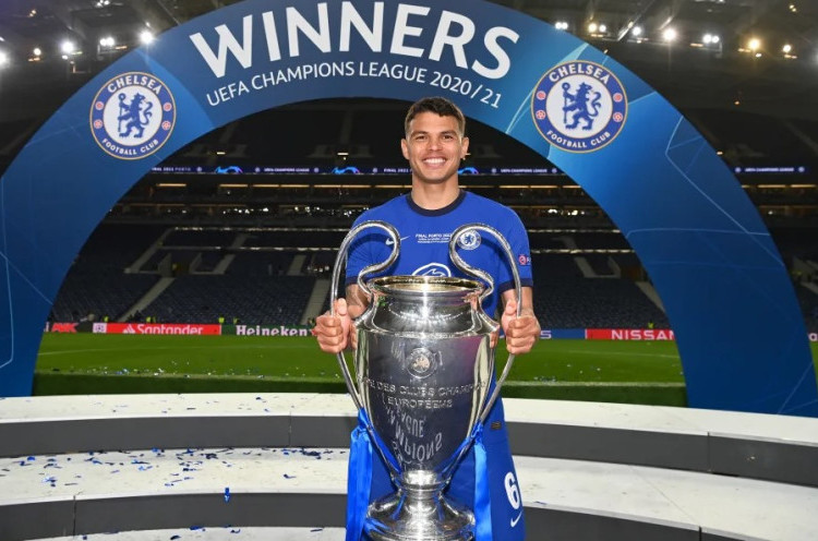 Chelsea Perpanjang Kontrak Thiago Silva