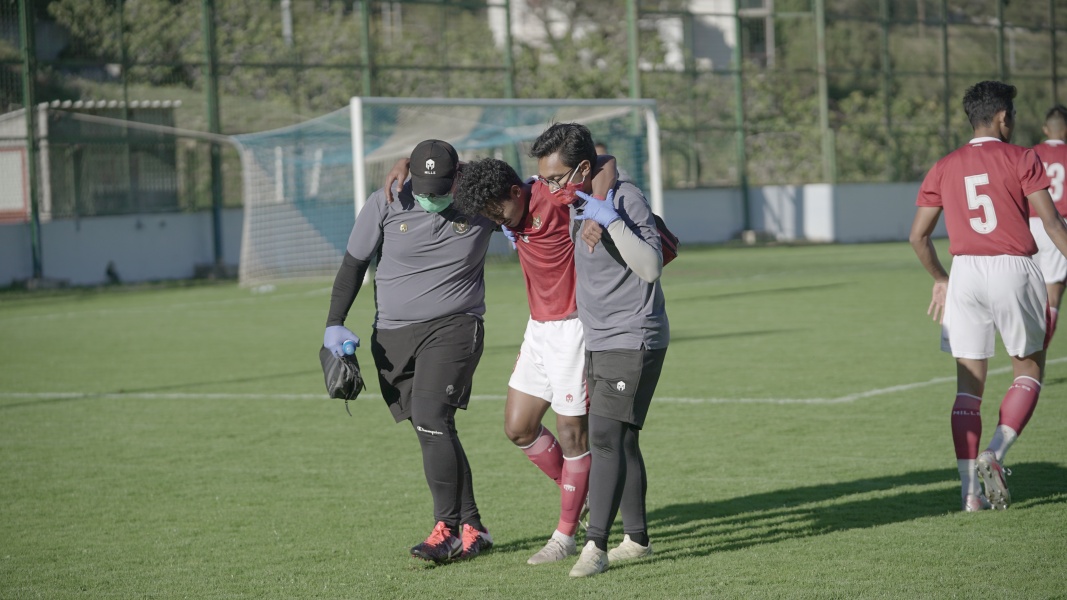 Cedera saat Timnas U-19 Hadapi Dugopolje, Supriadi Butuh Istirahat Lebih Lama Dibanding Bagas Kaffa