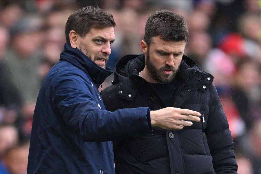 Melihat Staf Kepelatihan Michael Carrick di Manchester United