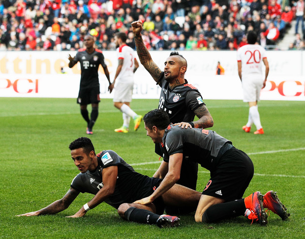 Augsburg 1-4 Bayern Munchen: FC Hollywood Juara Bundesliga Enam Kali Beruntun