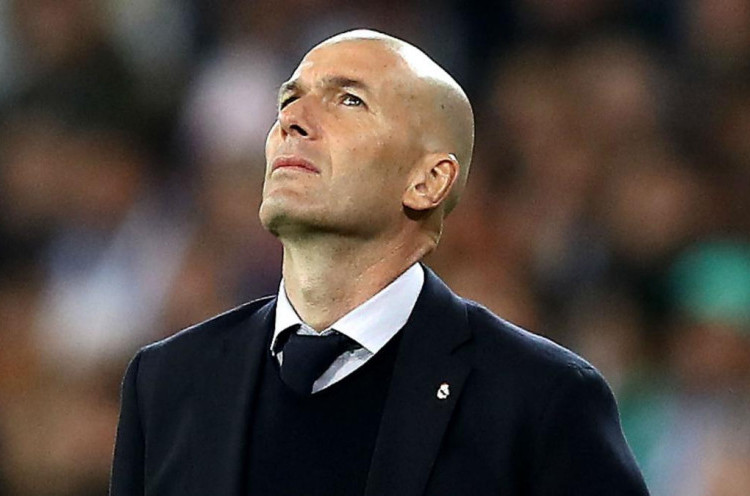 Baru Bawa Real Madrid Juara, Zinedine Zidane Belum Putuskan Bertahan atau Tidak Musim Depan