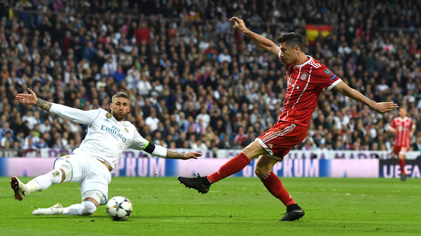 Bayern Munchen Bikin Real Madrid Menderita