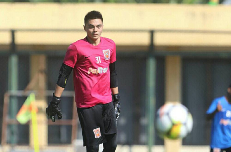Gembira Liga 1 Dilanjutkan, Kiper Borneo FC Gianluca Pandeynuwu Tanggapi Regulasi Pemain U-20