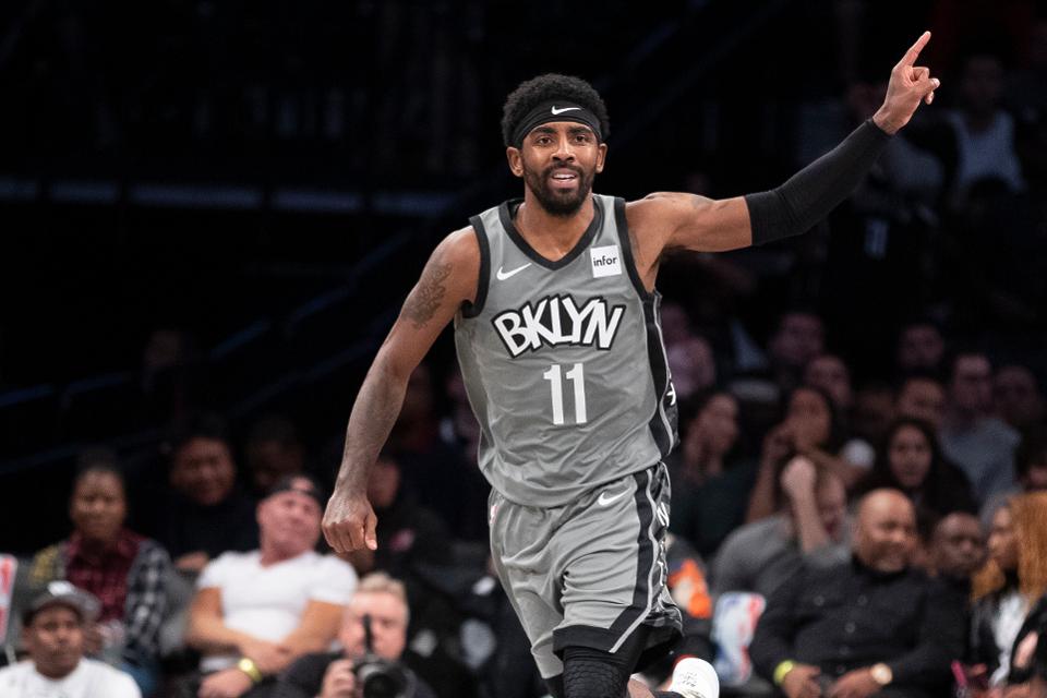 Hina Profesi Jurnalis, Kyrie Irving Kena Hukuman Berat