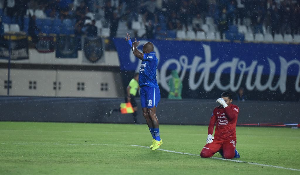 Hasil Liga 1: Persib Bantai RANS, Persebaya dan PSIS Menang Tipis