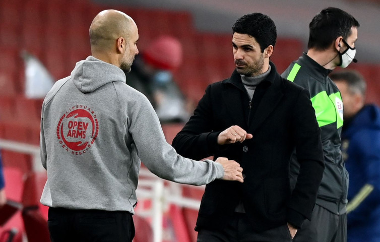 Manchester City Lebih Diunggulkan Juara daripada Arsenal, Arteta dan Guardiola Buka Suara