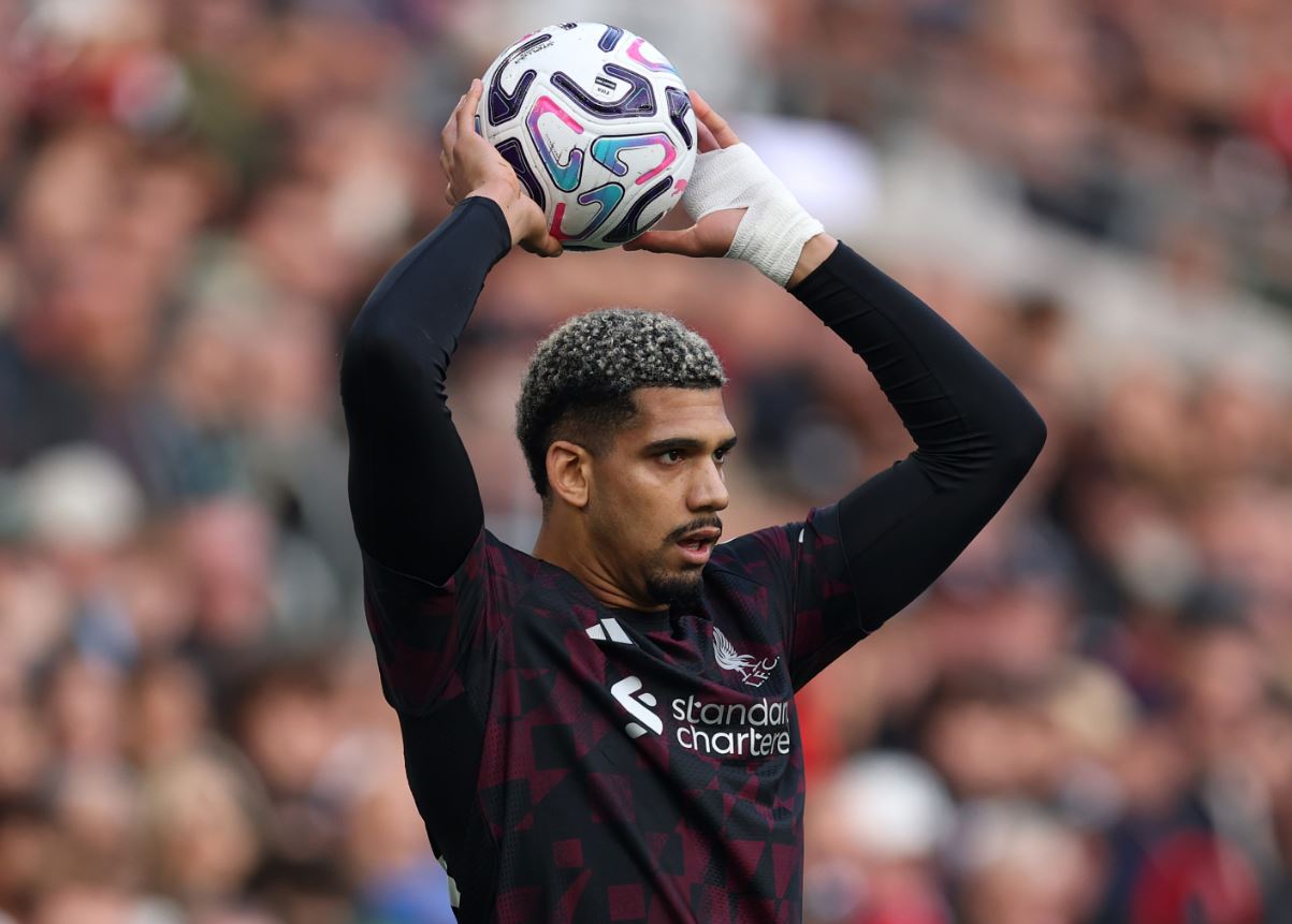 Nyaman di Liverpool, Ronald Araujo Sepenuhnya Tinggalkan Barcelona?