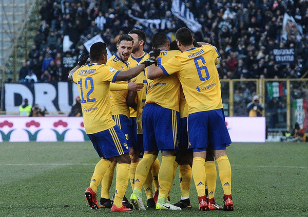 Juventus Geser Inter, Tempel Napoli