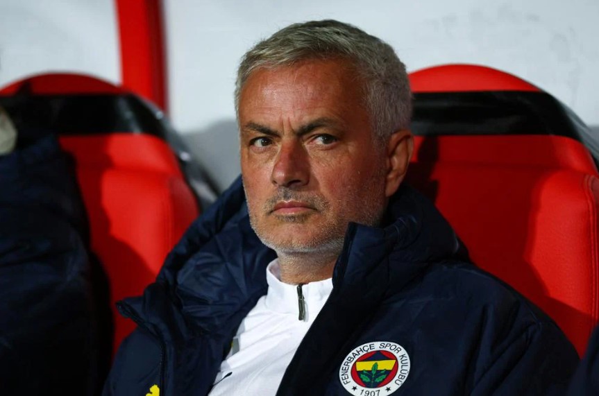 Galatasaray Tuduh Jose Mourinho Keluarkan Pernyataan Rasis