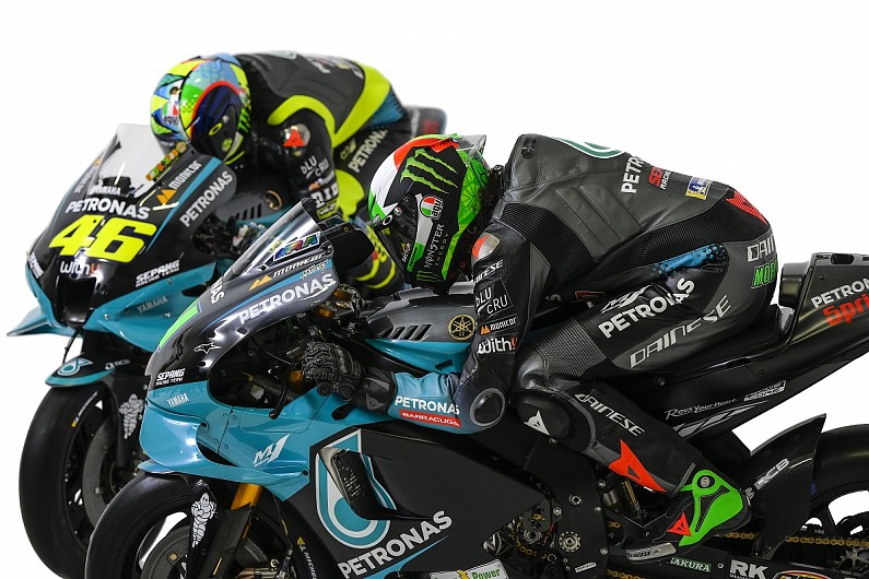 Valentino Rossi Langsung Jatuh Cinta dengan Livery Petronas Yamaha