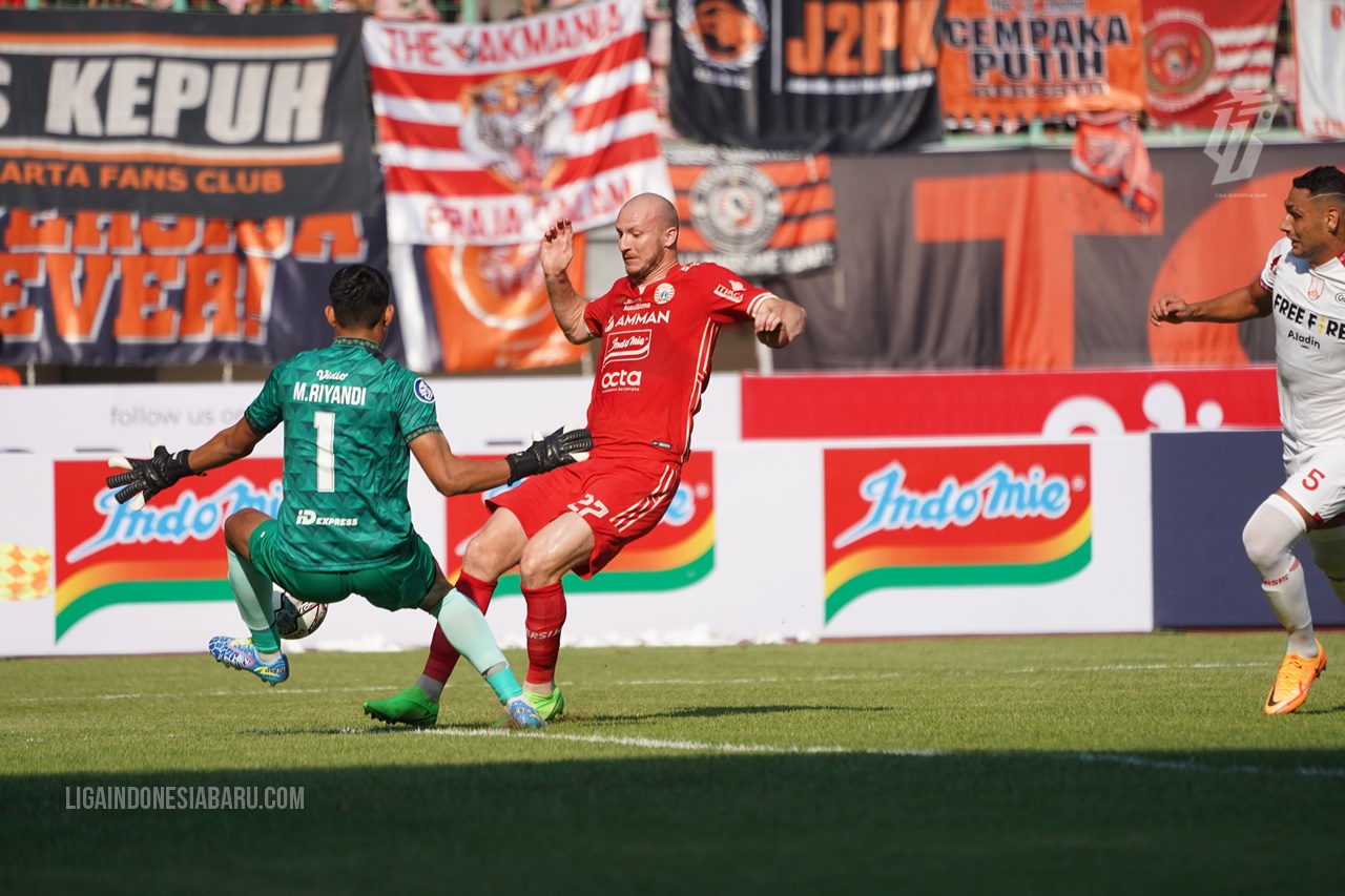 Penyerang Asing Persija Michael Krmencik Dirawat di Rumah Sakit