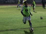 Keberadaan Mario Gomez di Borneo FC Bikin Gelandang Persib Ghozali Siregar Khawatir