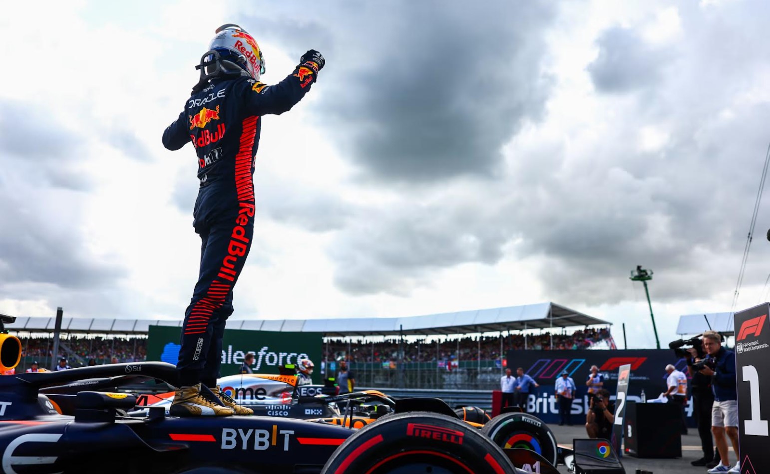 Max Verstappen Dekati Rekor Michael Schumacher