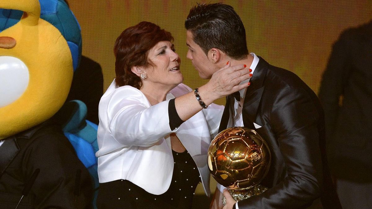 Sebelum Meninggal, Ibunda Cristiano Ronaldo Ingin Lihat Sang Anak Kembali ke Sporting