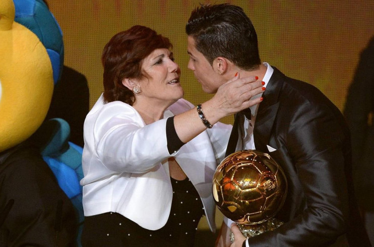 Sebelum Meninggal, Ibunda Cristiano Ronaldo Ingin Lihat Sang Anak Kembali ke Sporting