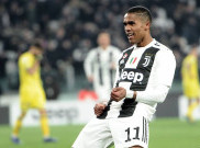 Juventus 3-0 Chievo, Douglas Costa Tajam pada 25 Menit Awal