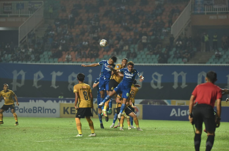 Luis Milla Sebut Persib Sempat Panik saat Kalahkan Bhayangkara FC