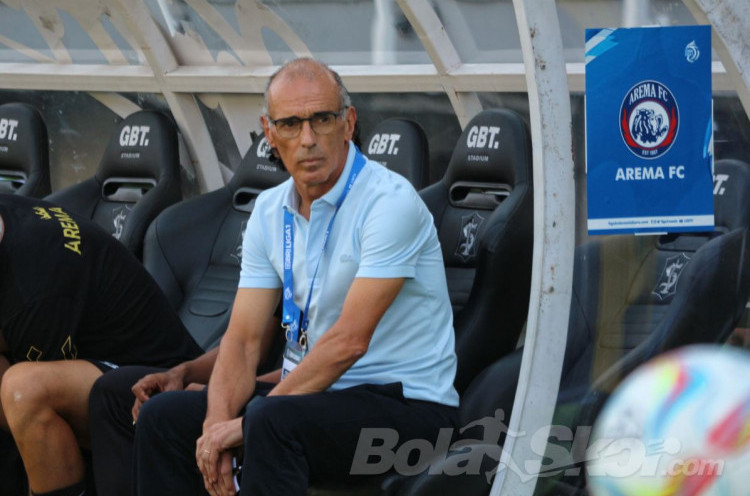 Arema FC Dikalahkan Persebaya, Kekhawatiran Fernando Valente Terjadi