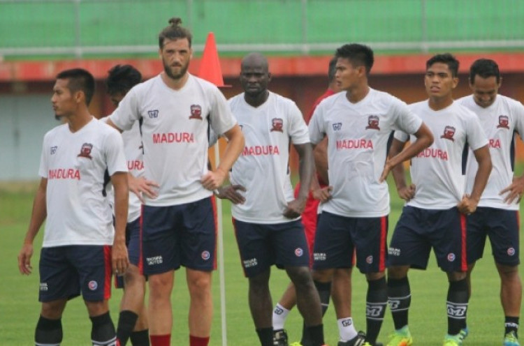 Milo Ingin Pemain Madura United Lebih Cepat Belajar Strategi Baru