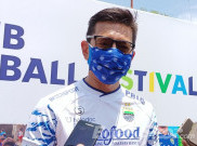 Teddy Tjahjono Girang Jadwal Persib Vs Persik Dimundurkan