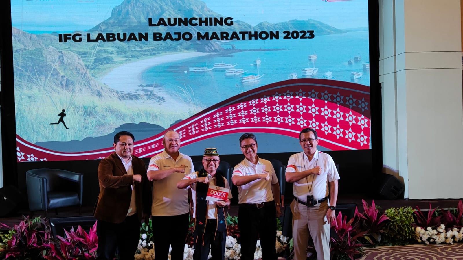 IFG Labuan Bajo Marathon 2023, Berlari Sambil Menggerakan Roda Perekonomian