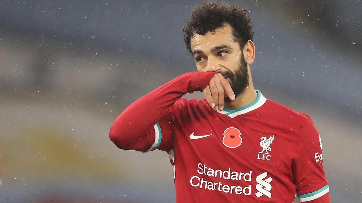 Masalah Liverpool Bertambah, Mo Salah Positif COVID-19
