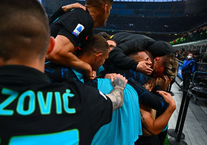 Inter 4-2 Empoli: Perebutan Scudetto Belum Berakhir