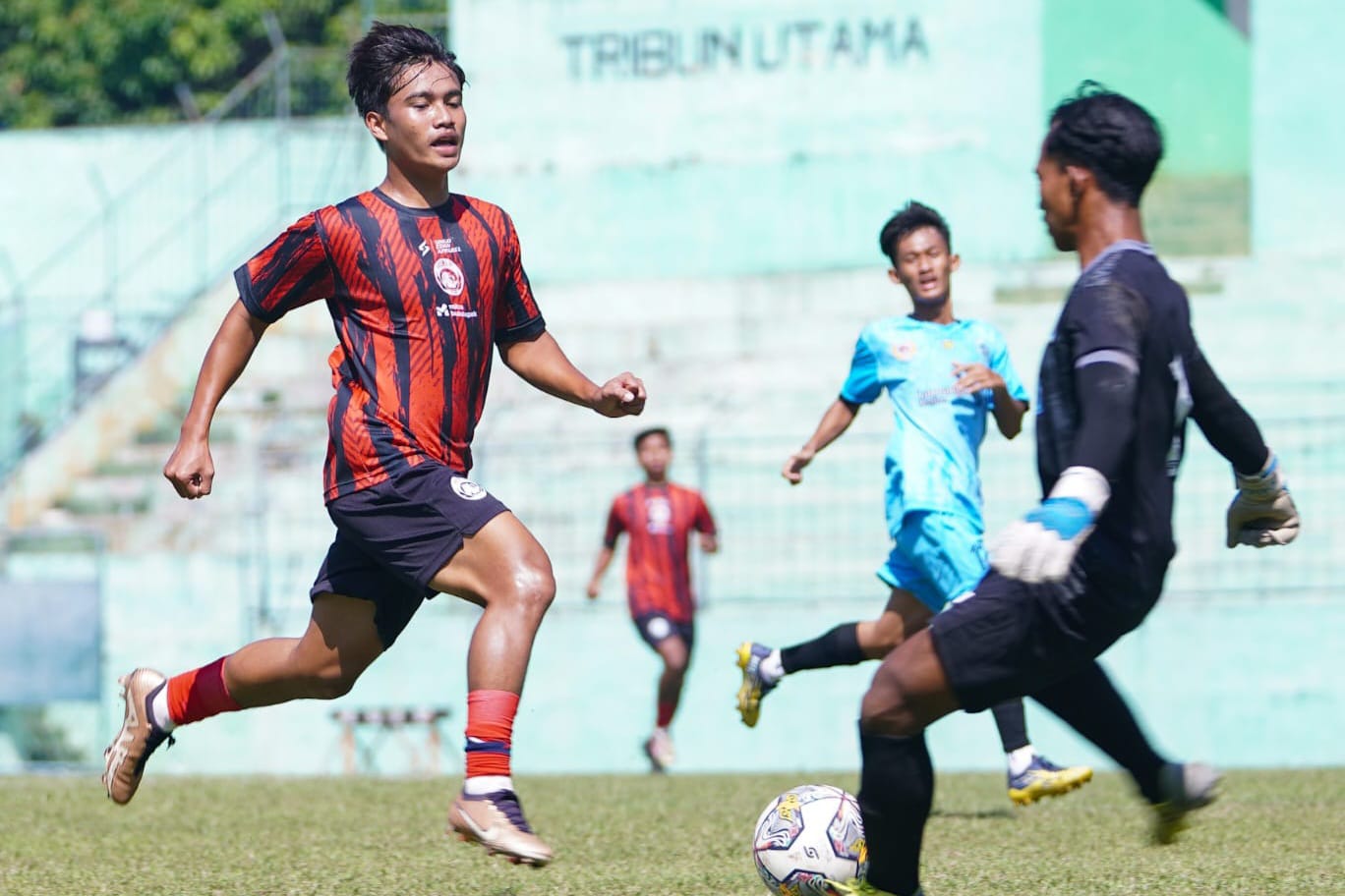 Arema FC Pinjamkan 3 Pemain Mudanya dan Lepas Seiya Da Costa