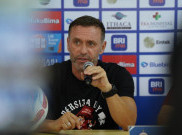 Gagal Kalahkan Persib, Thomas Doll Curhat Persija Jarang Dapat Penalti