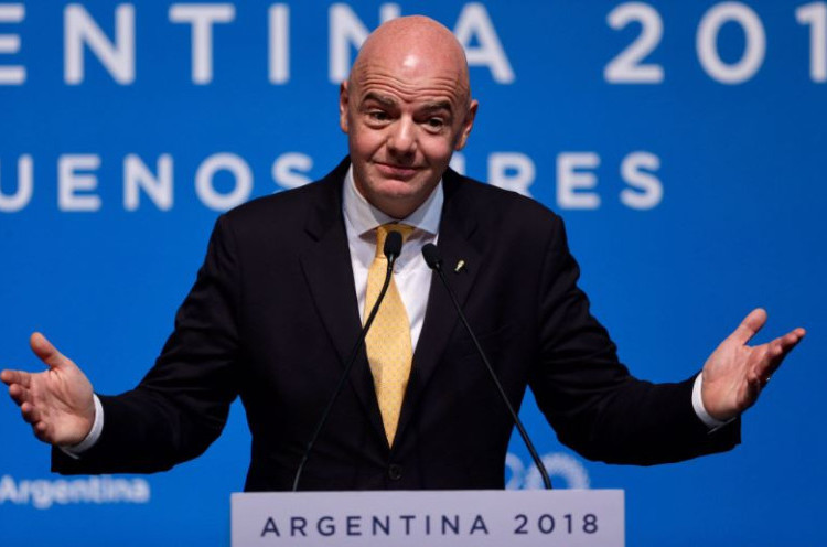 Rasialisme Semakin Parah, Presiden FIFA Minta Italia Tiru Aturan Tegas di Inggris