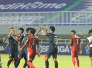 Imbang Lawan PSM dengan 10 Orang, Perjuangan Arema FC Luar Biasa