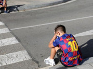 Rela Panas-panasan, Fans Barcelona Kecewa Lionel Messi Tak Kunjung Datang ke Pusat Latihan