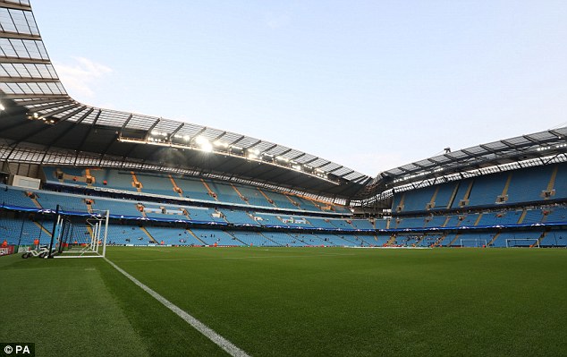Manchester City Semprotkan Bawang Putih Di Etihad Stadium