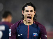 Chelsea dan Manchester United Saling Sikut Rebutan Edinson Cavani