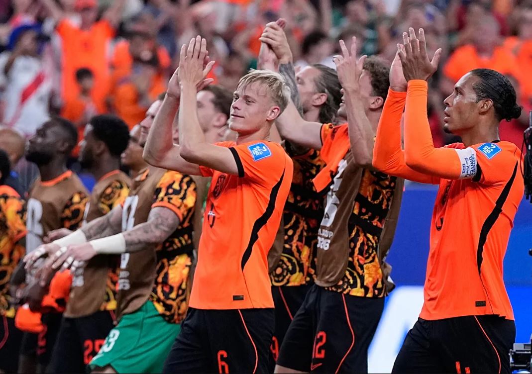 Bantai Swedia, Belanda Tak Terkalahkan di Piala Dunia Sejak 2010