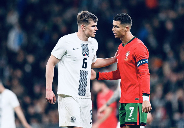 Bek yang Cocok untuk Inter Milan Versi AI