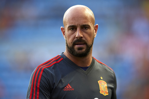 Pepe Reina Siap Beri Kontribusi Maksimal untuk AC Milan