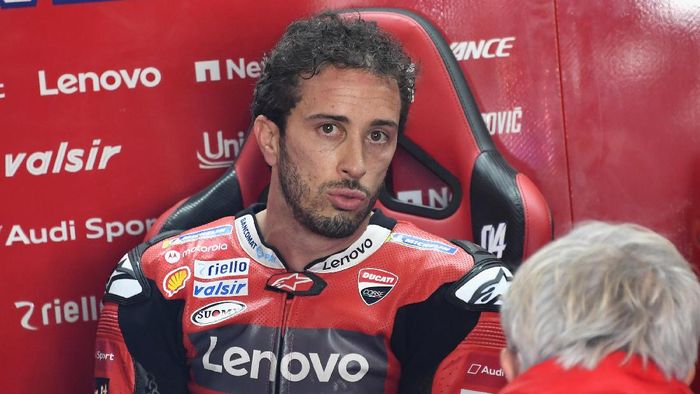Andrea Dovizioso Menunggu Telepon dari Honda