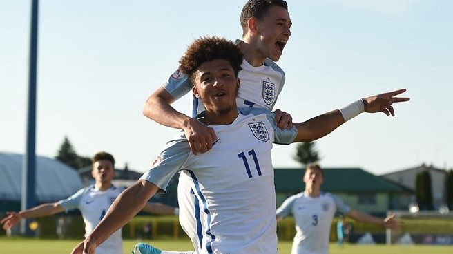 Jadon Sancho dan Phil Foden, Dua Pemain Masa Depan Inggris dengan Jalan Karier Berbeda