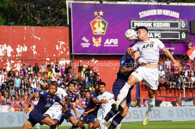 Hasil Liga 1: Persik Bantai Arema FC, Persita Menang