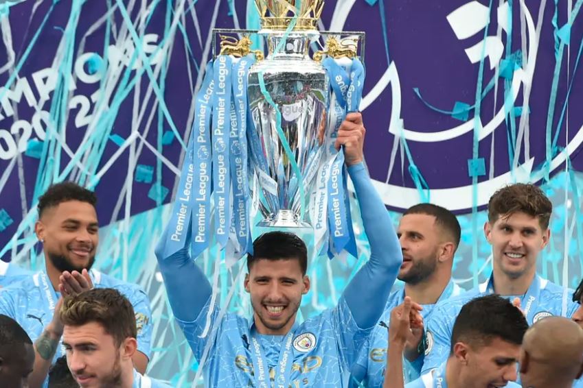 Bek Mahal Jadi Kunci Kesuksesan Tim-tim Premier League