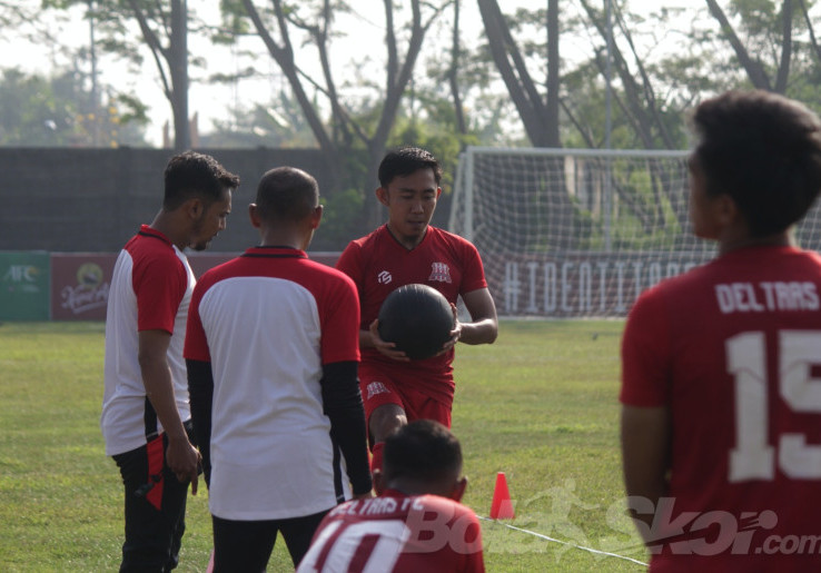 Jadi Asisten Pelatih Deltras FC, Eks Kapten Persebaya Ikuti Lisensi B AFC