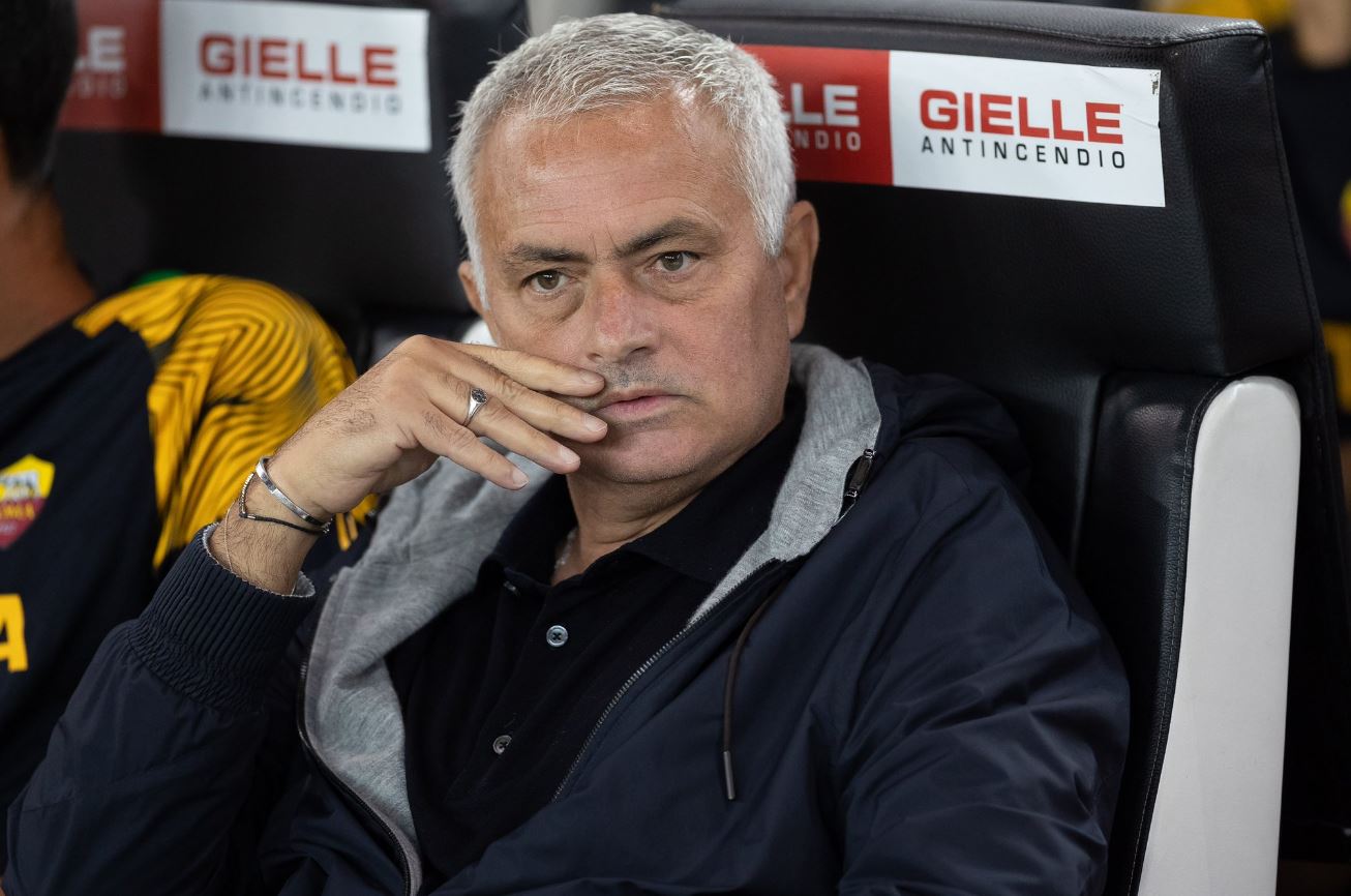 Roma-nya Jose Mourinho Kalah Telak, Pelatih Udinese Samai Rekor Conte dan Guardiola